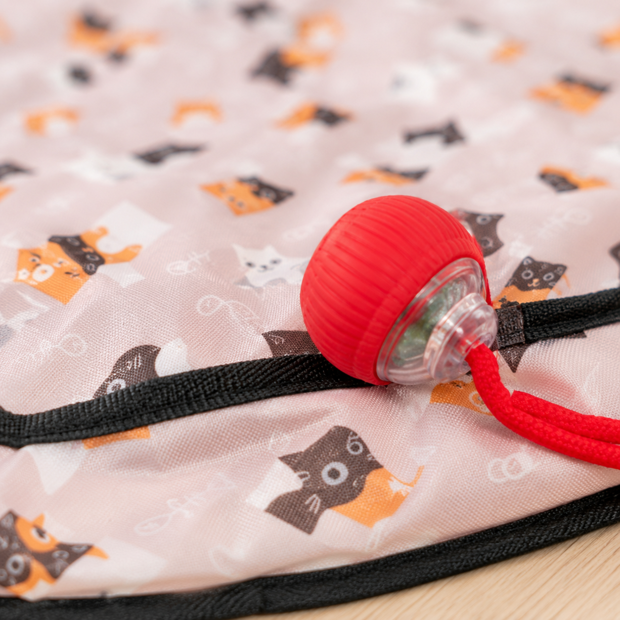 Cat Hunting Mat Automatic Ball Toy 中文标题